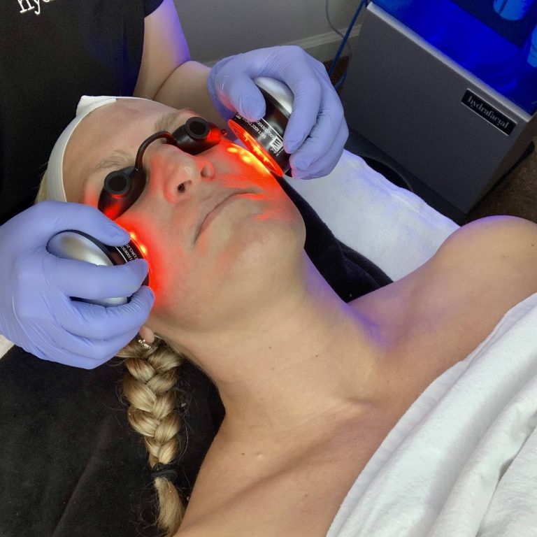 hydrafacial for smooth skin scaled 1 aesthetic medical spa treatment McLean VA En Santé Med